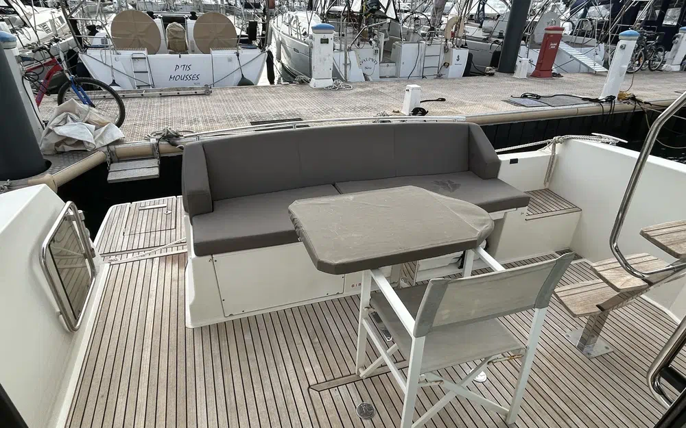 slider 4 Prestige Yachts Prestige 420 Fly