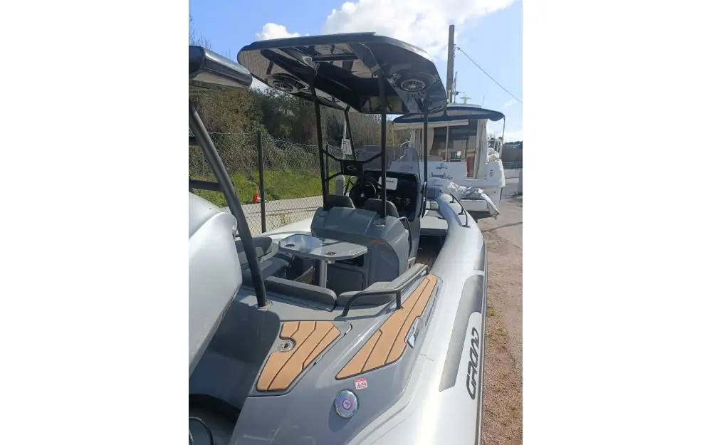 slider 15 Grand Golden Line 680