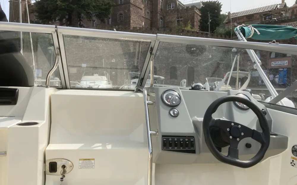 slider 4 Bayliner  642 Cuddy