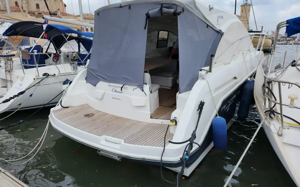 slider 1 Beneteau Gran Turismo 38