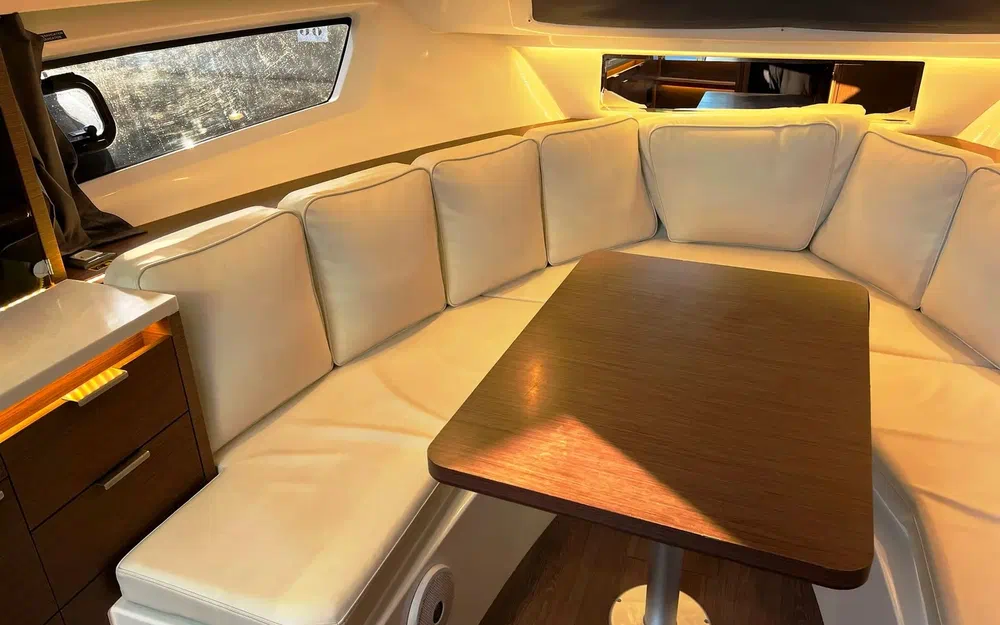 slider 5 Jeanneau Cap Camarat 10.5 WA