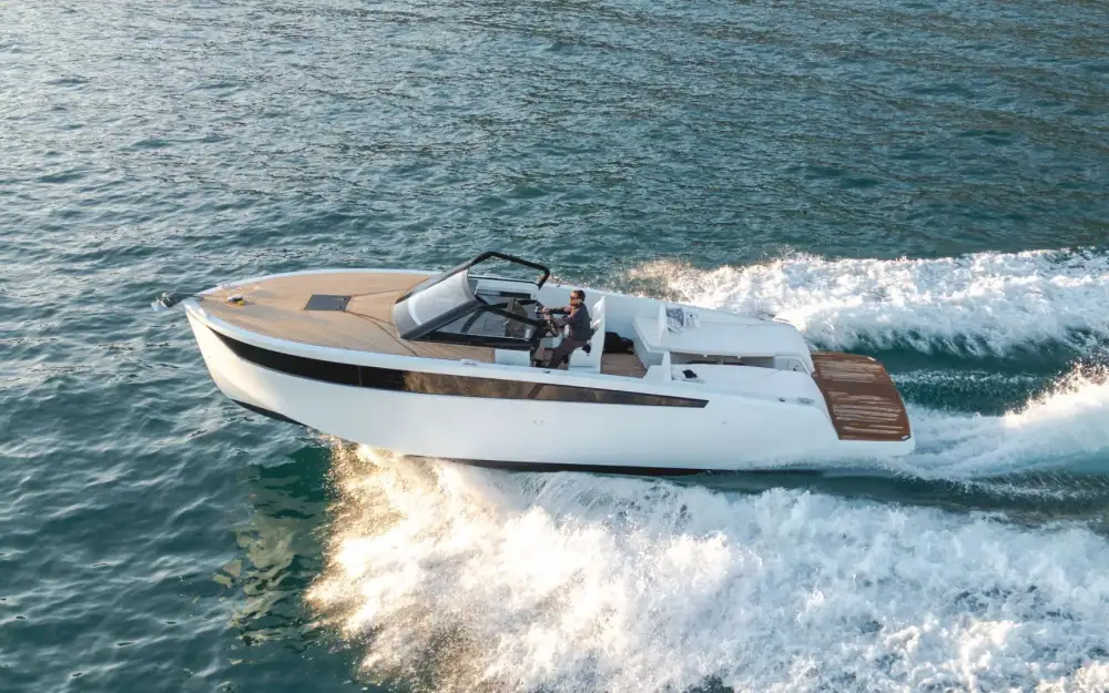 slider 3 Luxia Yachts MONACO