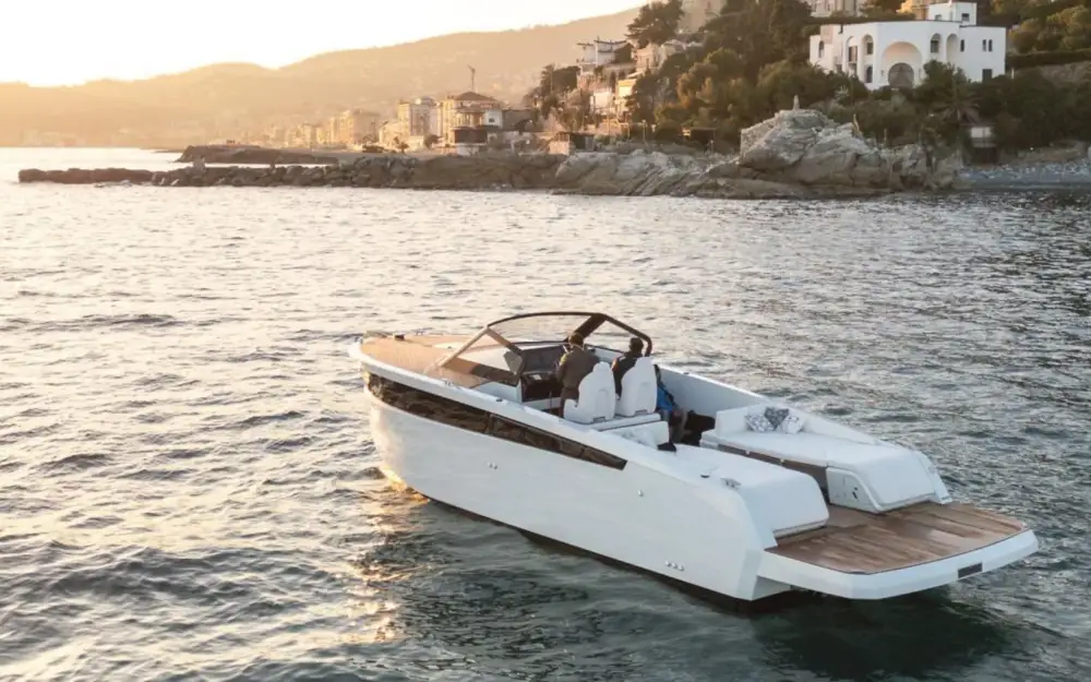 slider 6 Luxia Yachts MONACO
