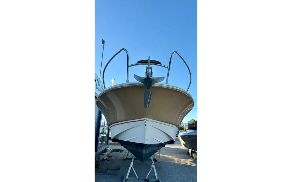 slider 1 Sessa Marine Key Largo 26