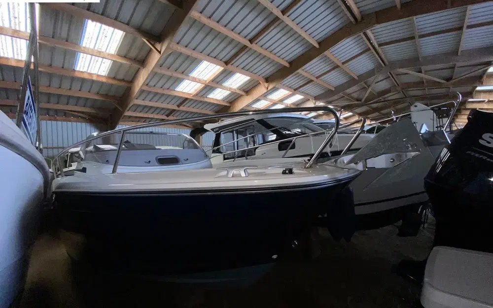 slider 1 Jeanneau Cap Camarat 6.5 WA