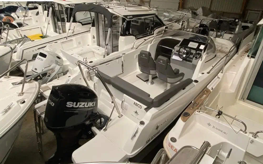 slider 2 Jeanneau Cap Camarat 6.5 WA