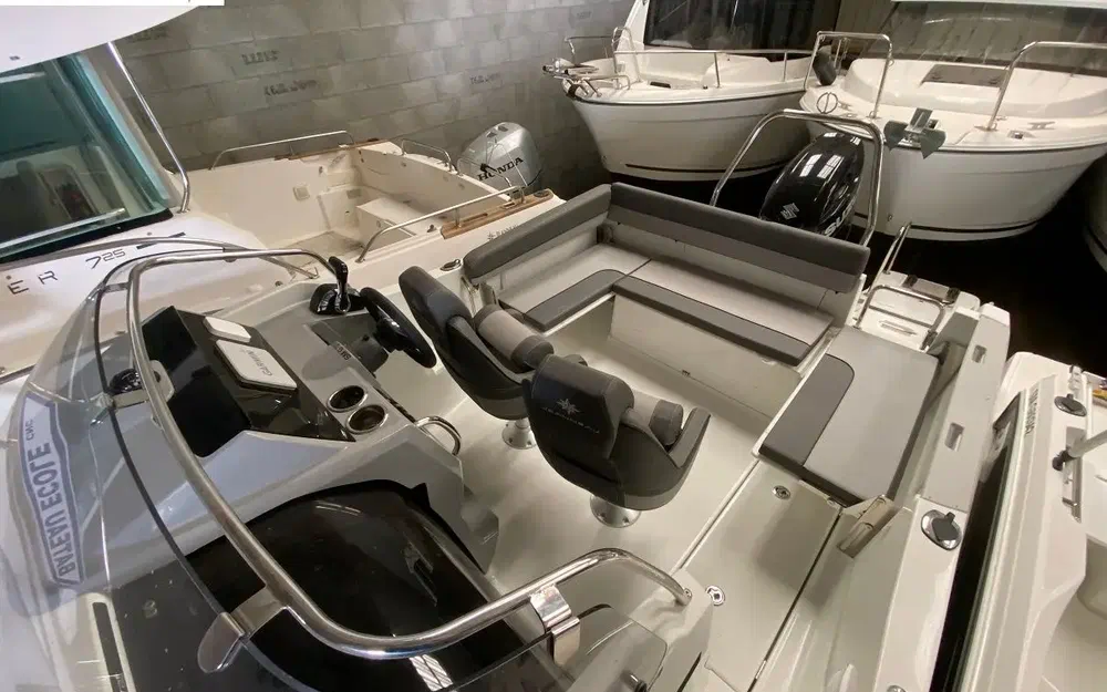 slider 3 Jeanneau Cap Camarat 6.5 WA