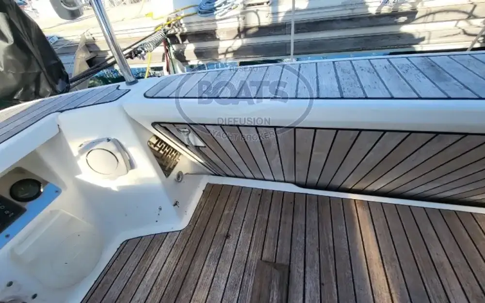 slider 7 Bavaria  37 Cruiser