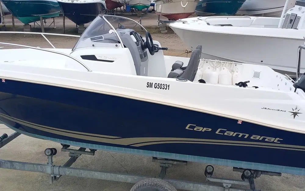 slider 0 Jeanneau Cap Camarat 5.5 WA