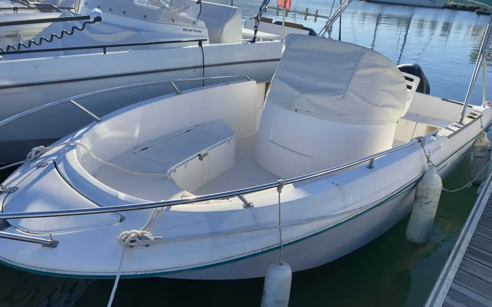 slider 6 Jeanneau Cap Camarat 625