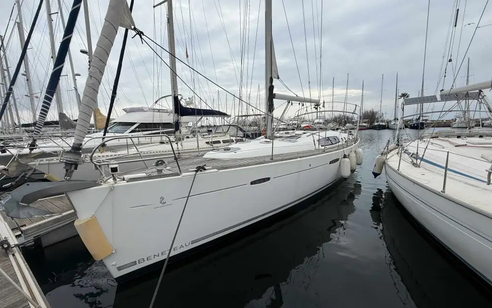 slider 1 Beneteau Oceanis 46