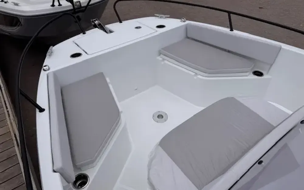 slider 4 Beneteau Flyer 7 SPACEdeck