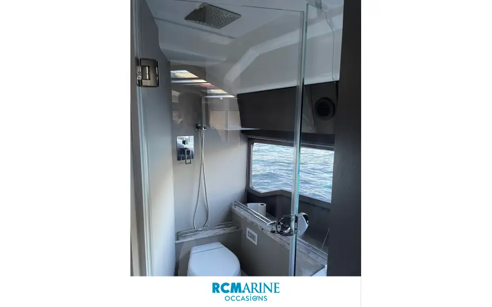 slider 6 Galeon  400 Fly