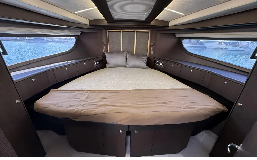 slider 7 Galeon  400 Fly