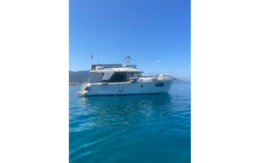 slider 3 Beneteau Swift Trawler 30