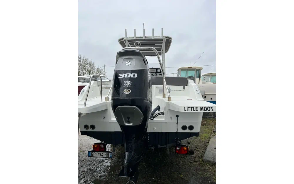 slider 6 Jeanneau Cap Camarat 7.5 CC