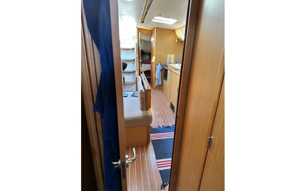 slider 18 Jeanneau Sun Odyssey 49 i