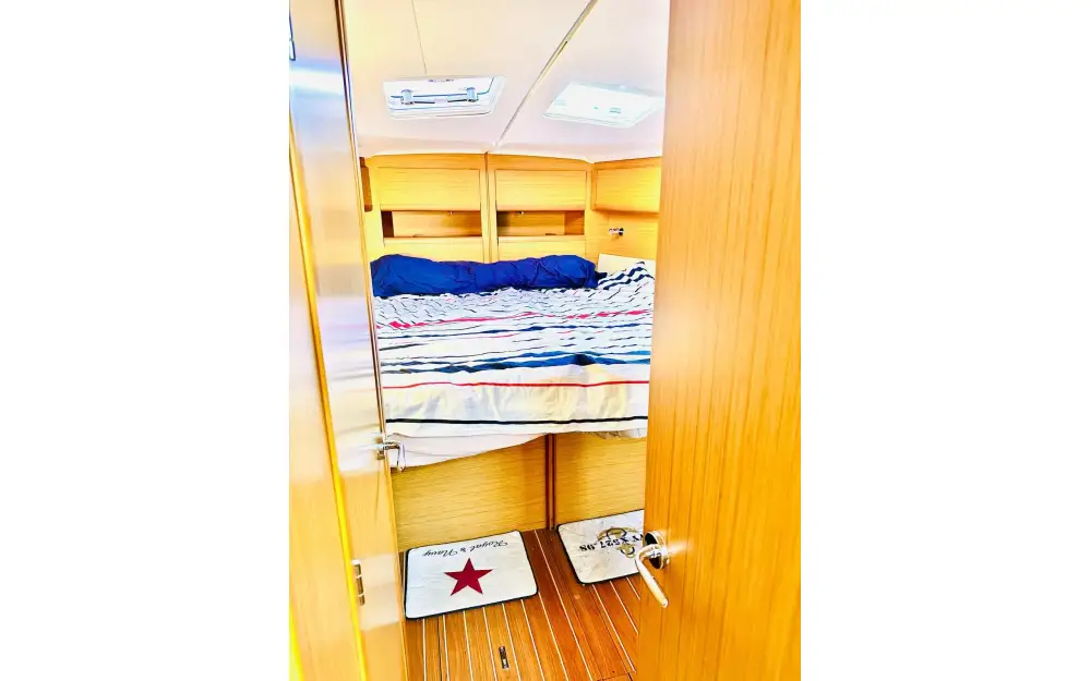 slider 25 Jeanneau Sun Odyssey 49 i