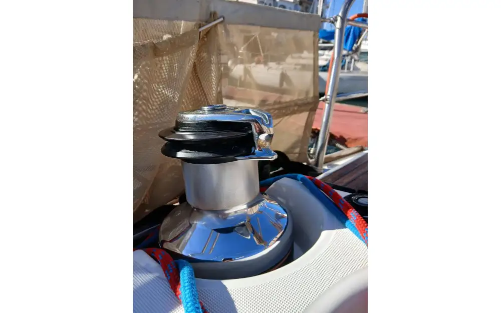slider 26 Jeanneau Sun Odyssey 49 i