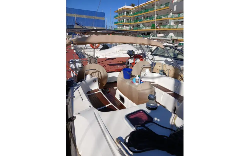 slider 4 Jeanneau Sun Odyssey 49 i