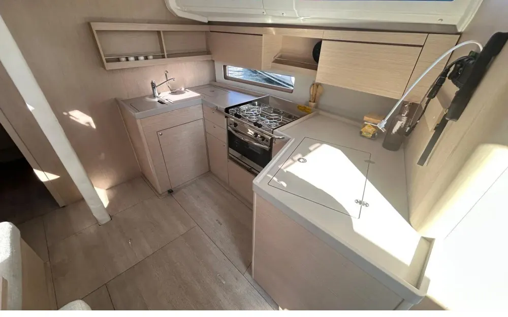 slider 10 Beneteau Oceanis 40.1 - null