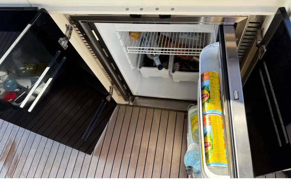 slider 21 Invictus  460 TT