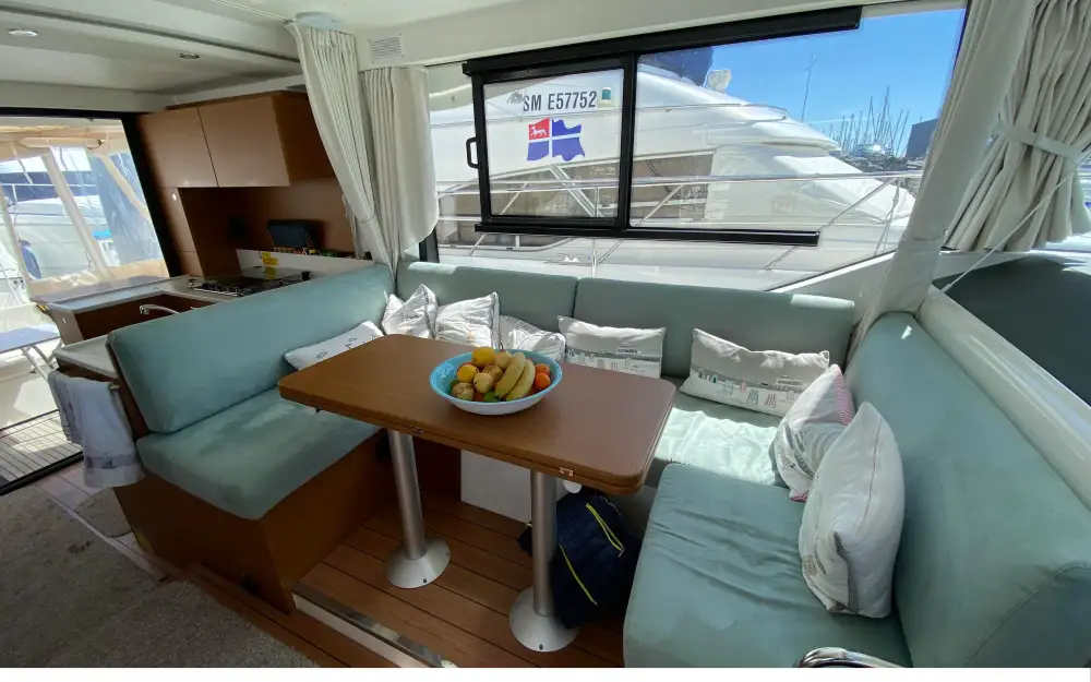 slider 25 Beneteau Swift Trawler 41 Sedan