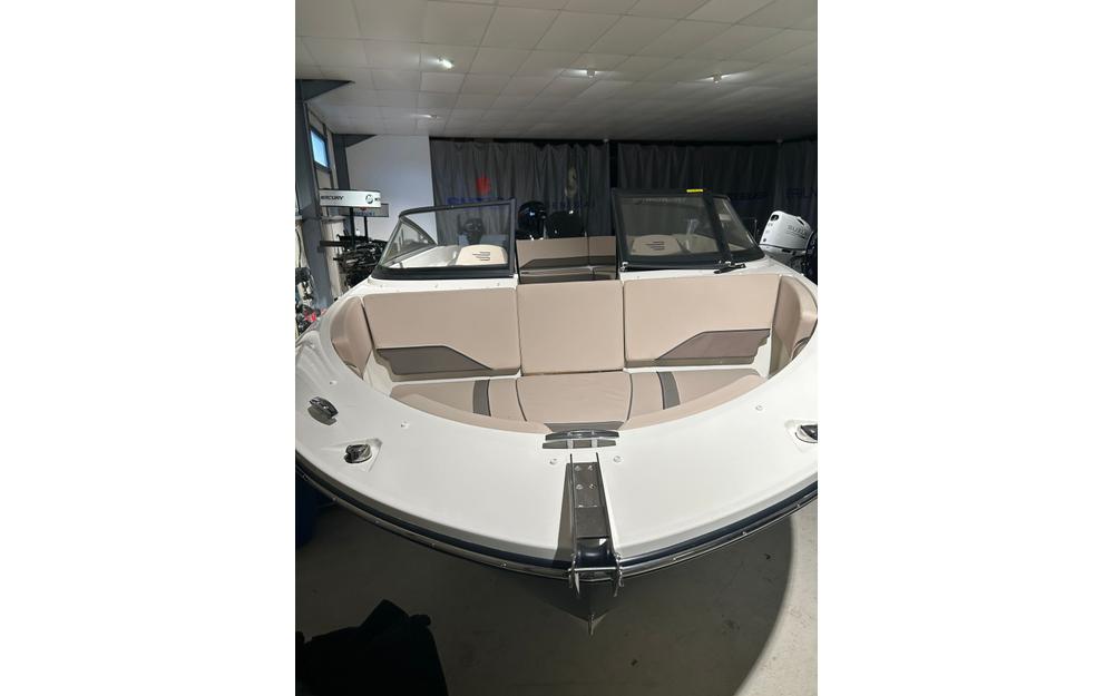 slider 3 Bayliner V20