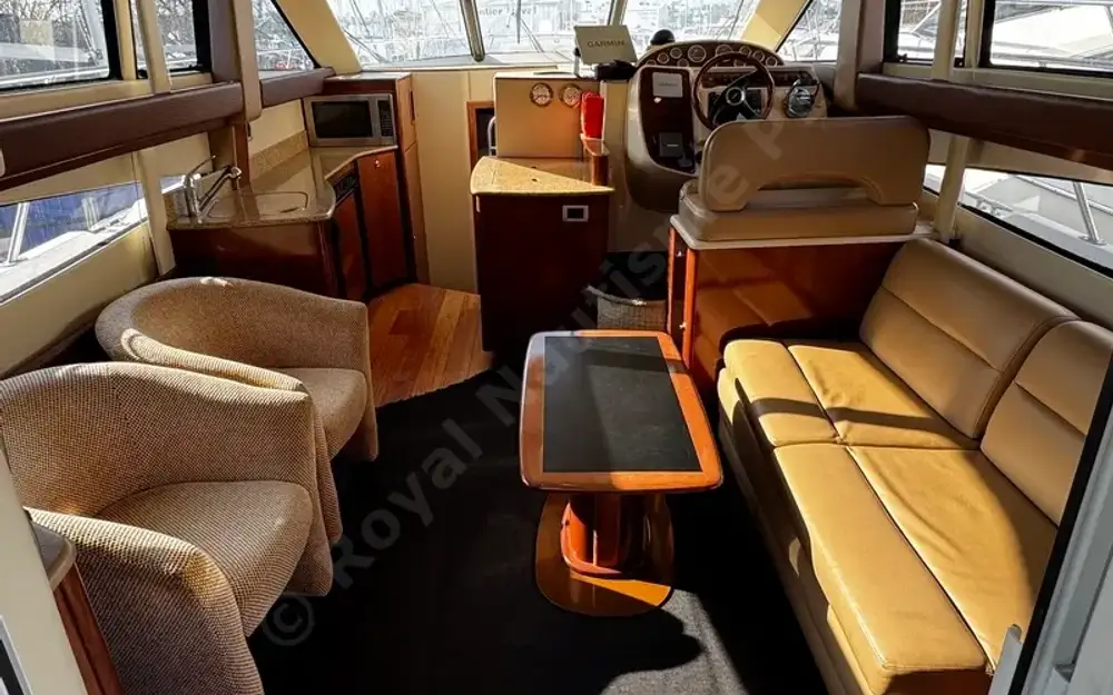slider 8 Meridian Yacht Sedan 341