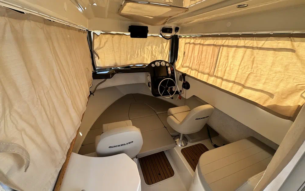 slider 12 Quicksilver 675