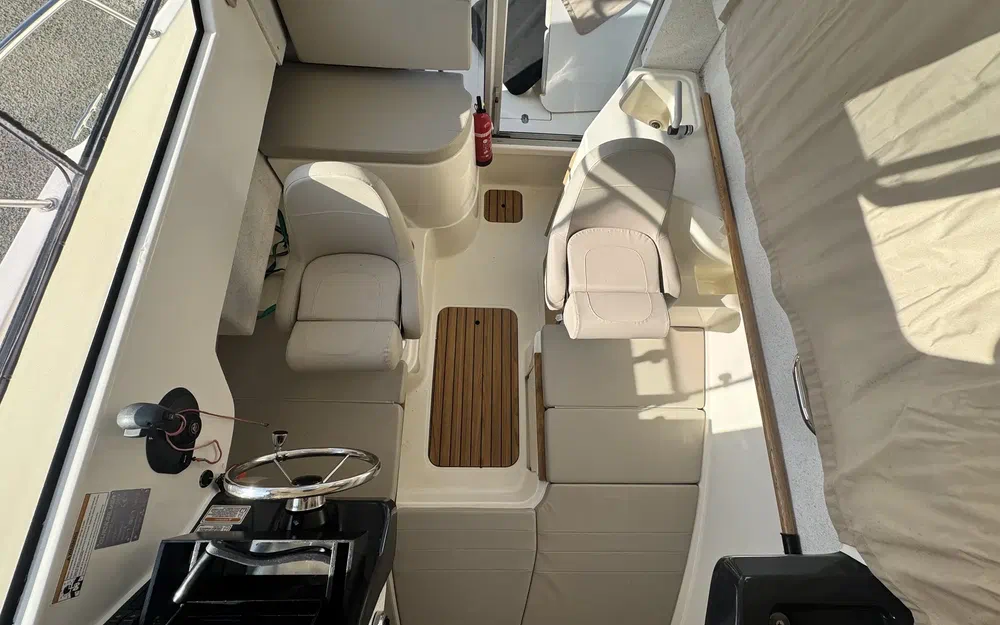 slider 1 Quicksilver 675