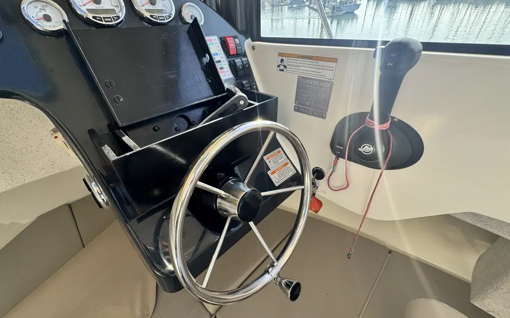 slider 21 Quicksilver 675