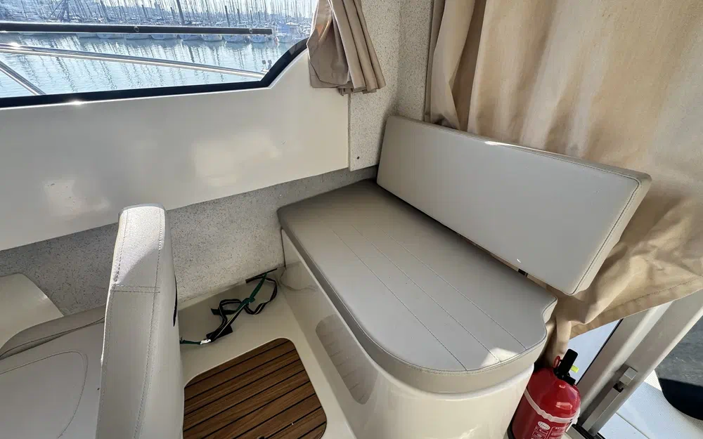 slider 23 Quicksilver 675