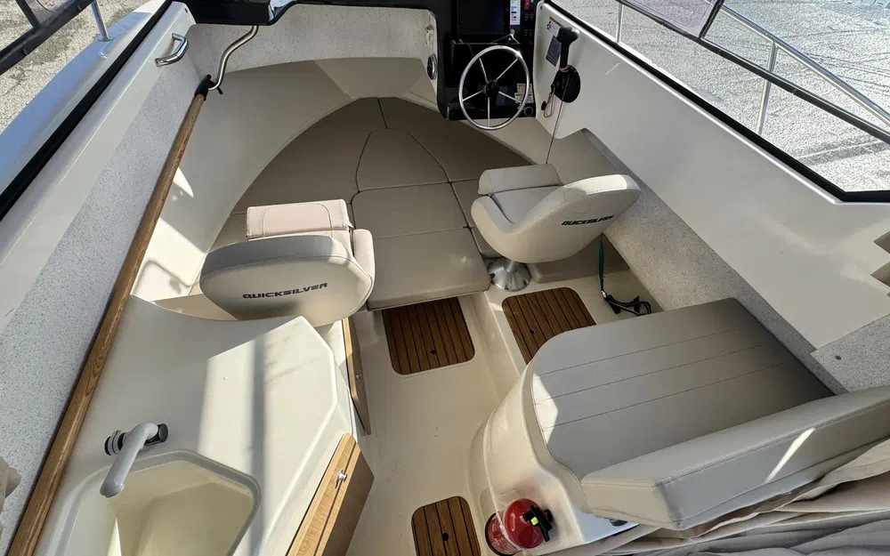 slider 6 Quicksilver 675