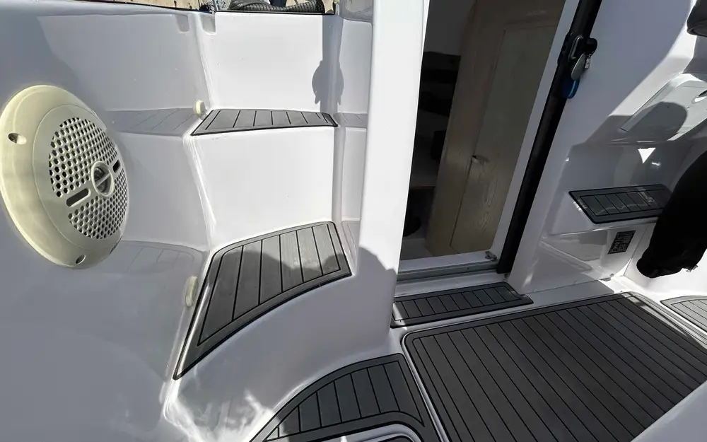 slider 11 Aquabat Sport Infinity 850 WA Luxe