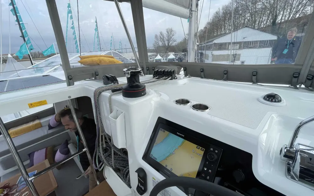 slider 11 Lagoon  38