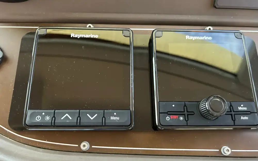 slider 23 Mochi Dolphin 64