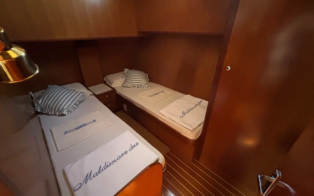 slider 32 Hampton Alaska 17