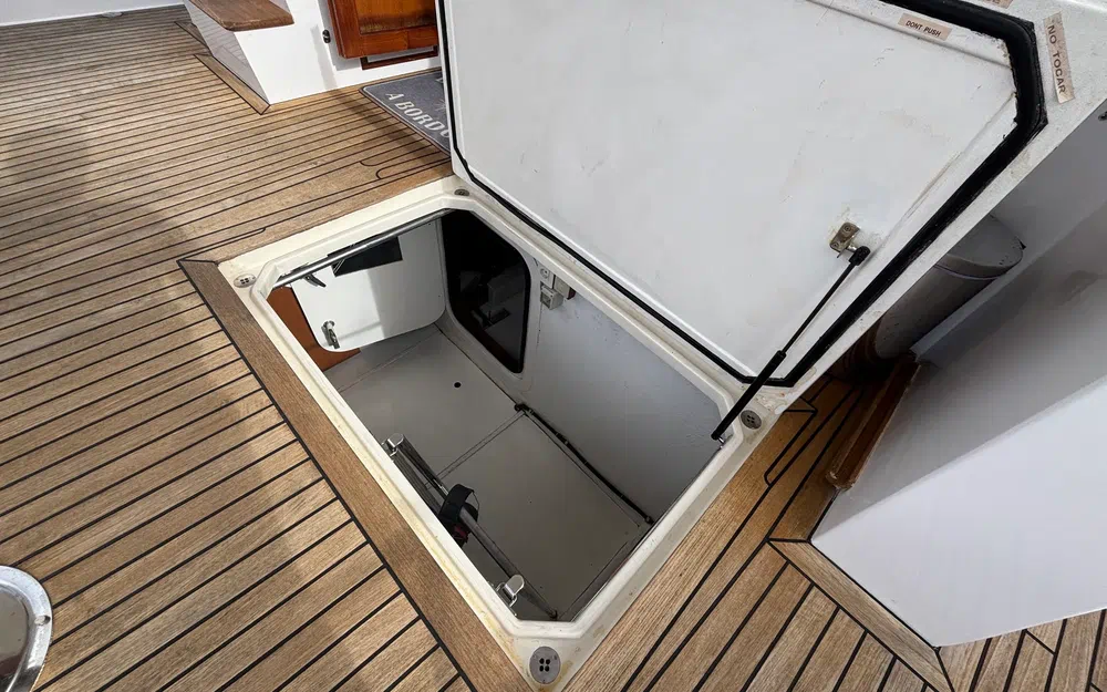 slider 36 Hampton Alaska 17