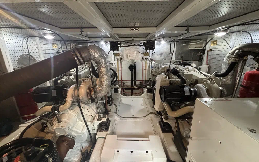 slider 41 Hampton Alaska 17