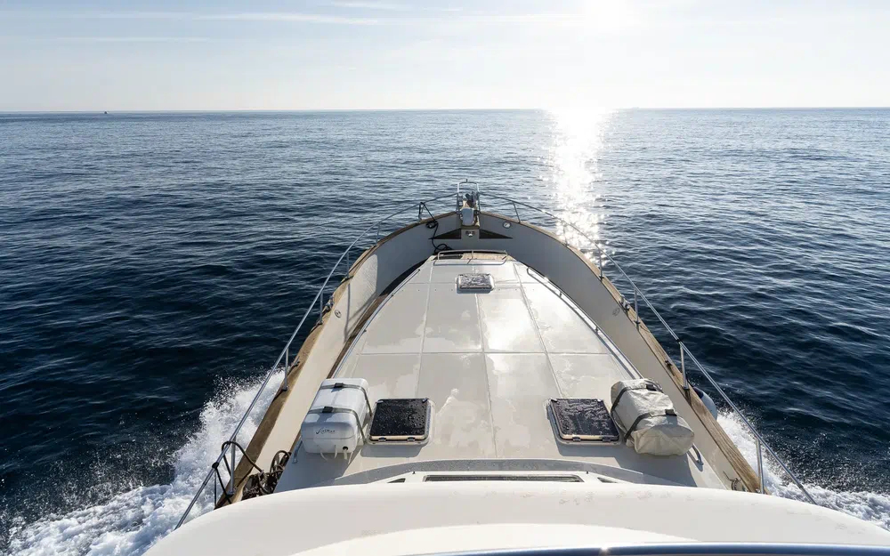 slider 48 Hampton Alaska 17