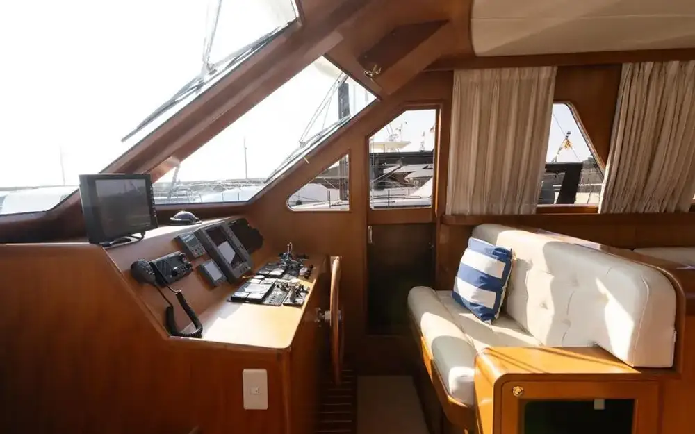 slider 22 Hampton ALASKA 55