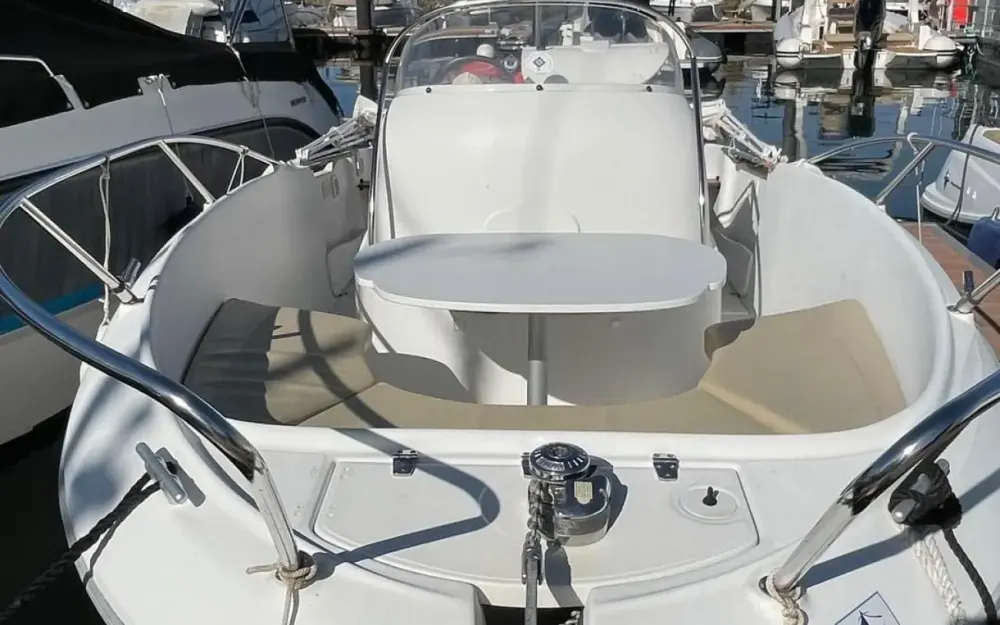 slider 2 Beneteau Flyer 650 Open - null