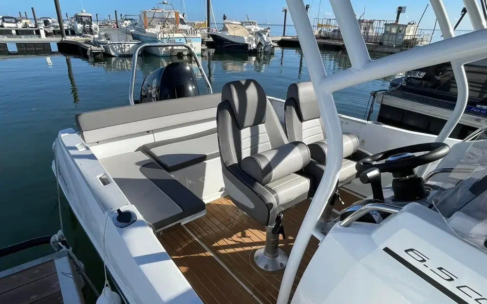 slider 4 Jeanneau Cap Camarat 6.5 CC