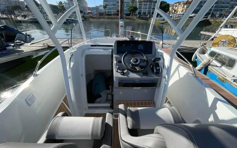 slider 7 Jeanneau Cap Camarat 6.5 CC