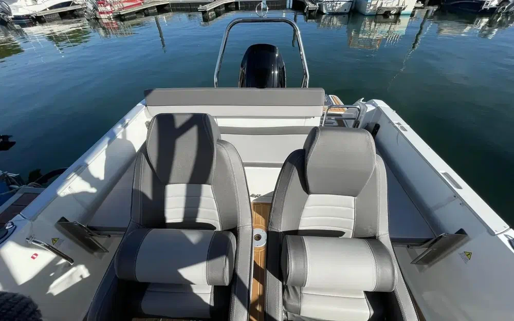 slider 8 Jeanneau Cap Camarat 6.5 CC