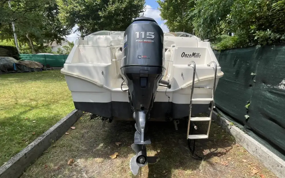 slider 7 Jeanneau Cap Camarat 5.5 DC