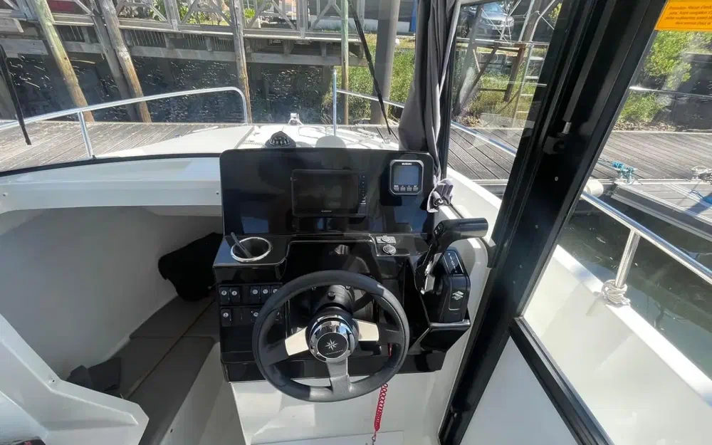 slider 20 Jeanneau Merry Fisher 695