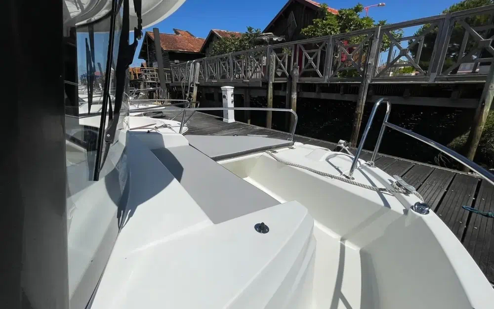 slider 6 Jeanneau Merry Fisher 695