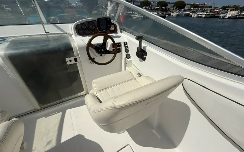 slider 15 Jeanneau Leader 705